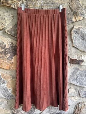 Old Navy Ribbed A-Line Skirt - Rust Brown Medium Petite Like New!